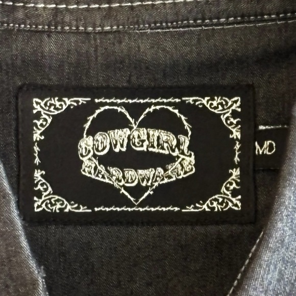 COWGIRL HARDWARE - SIZE MEDIUM - 100% DARK /BLACK WASH - RHINESTONE ACCENTS B21 - Picture 5 of 8